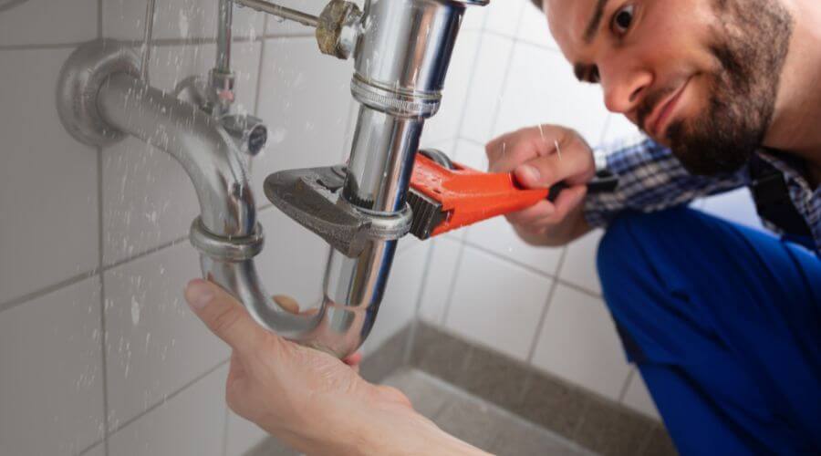 Local annual plumbing maintenance in La Habra, CA